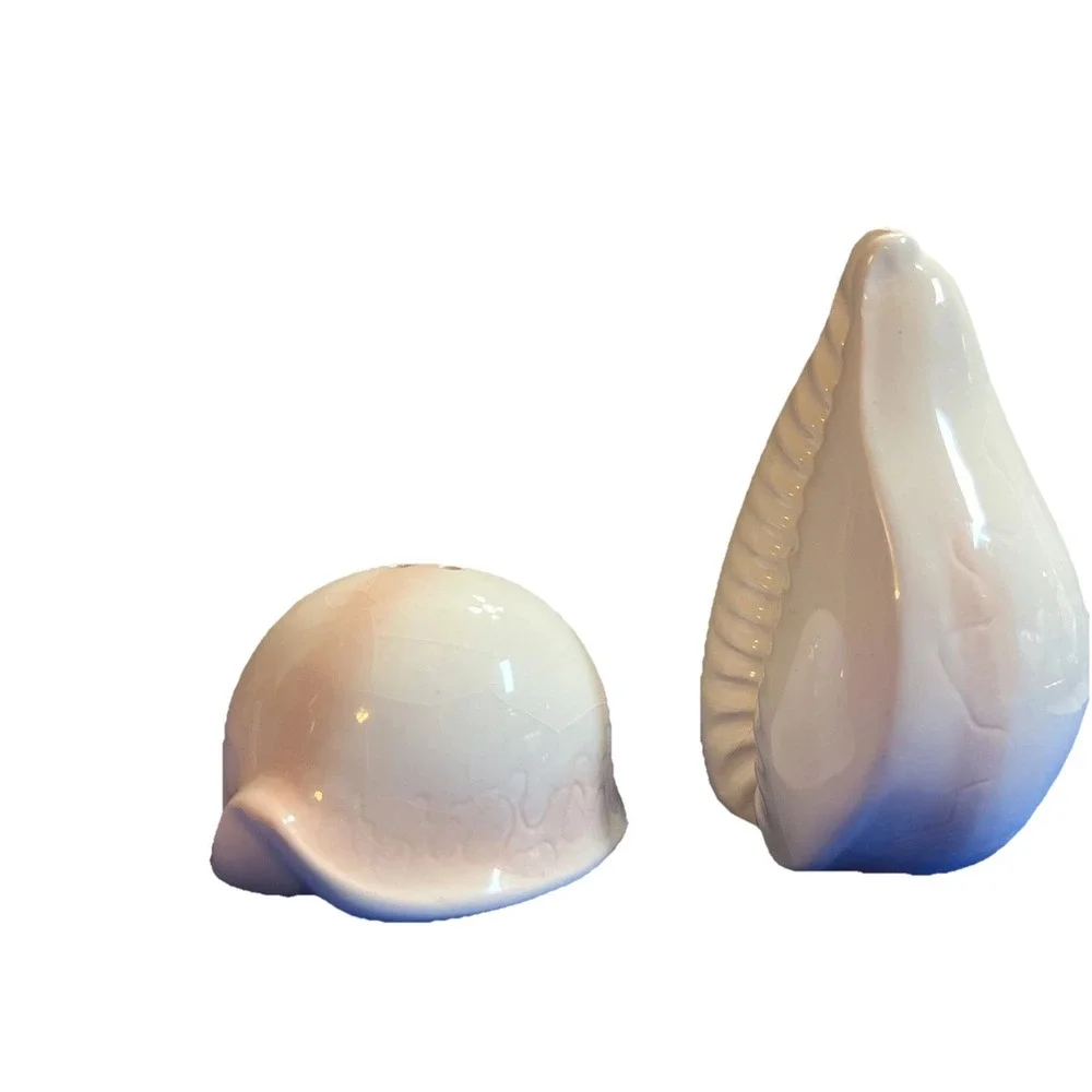 Sea Shell Salt and Pepper Shakers White /Pink Glossy 3.5